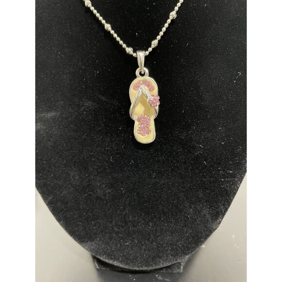 Silver Tone Necklace With Flip Flop Pink Flower Beach Sandal Pendant Jewelry - Picture 3 of 7